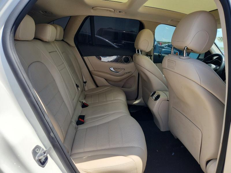 63279186 :رقم المزاد ، WDC0G4JB9KV143922 vin ، 2019 Mercedes-benz Glc مزاد بيع