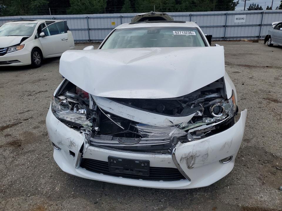 2015 Lexus Es მანქანა იყიდება აუქციონზე, vin: JTHBW1GG8F2084449, აუქციონის ნომერი: 62713236