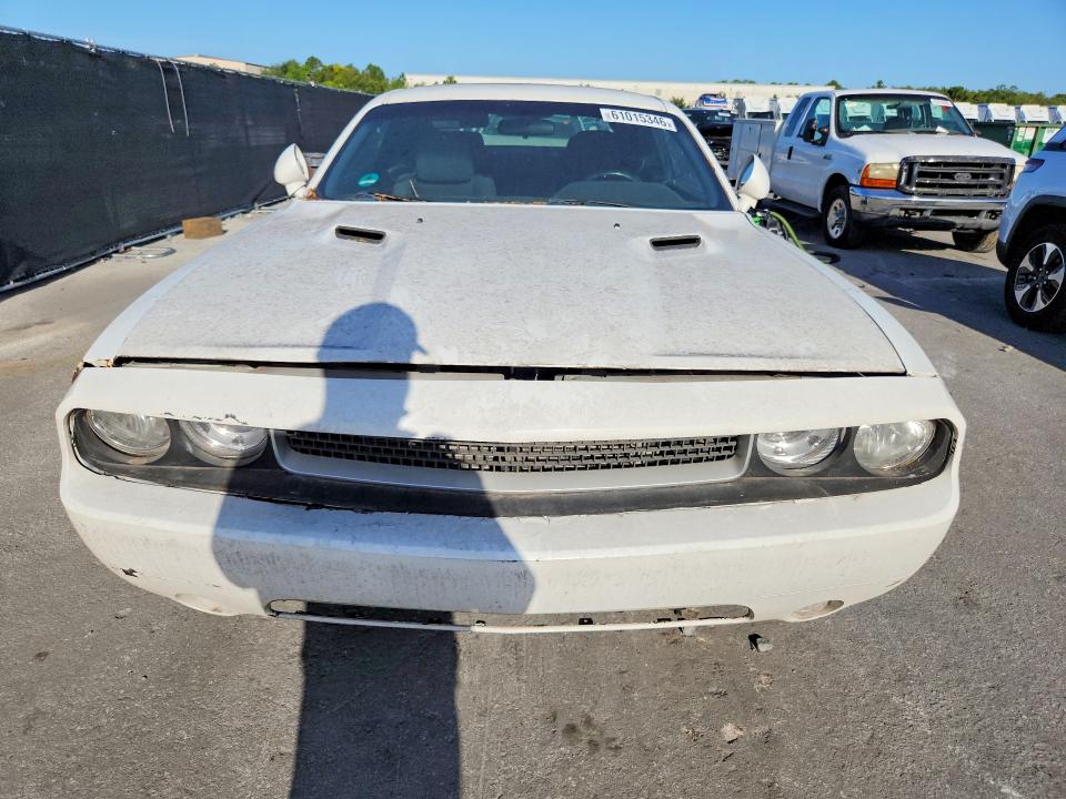61015346 :رقم المزاد ، 2B3CJ4DG9BH511036 vin ، 2011 Dodge Challenger مزاد بيع