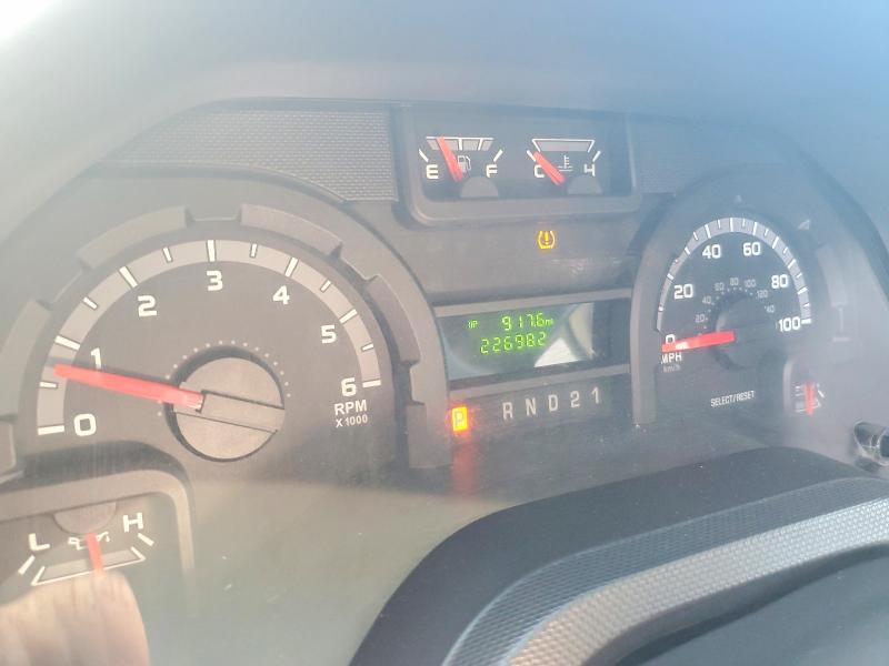 61369506 :رقم المزاد ، 1FTNE24W89DA84589 vin ، 2009 Ford Econoline مزاد بيع