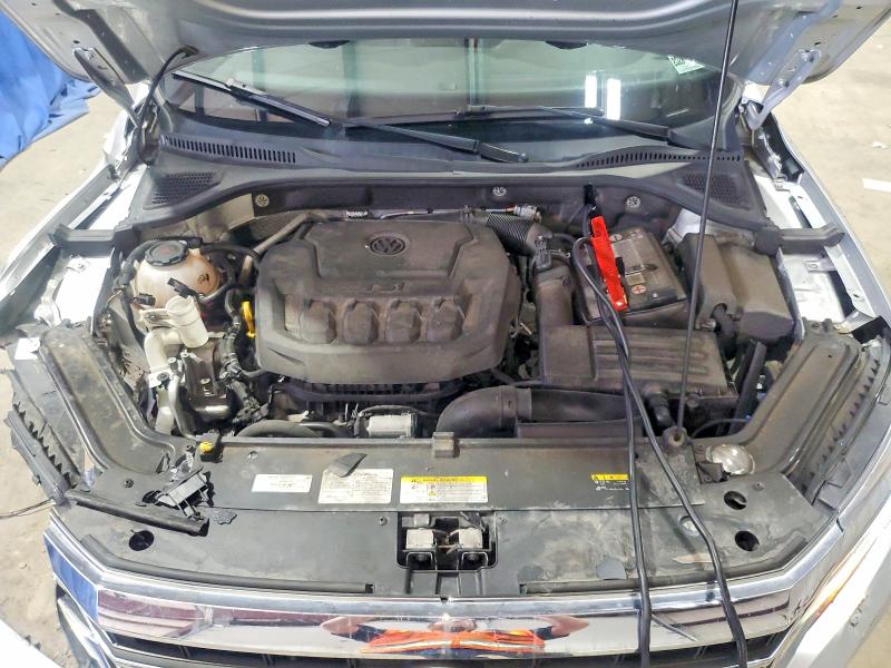 60179376 :رقم المزاد ، 1VWSA7A37LC026828 vin ، 2020 Volkswagen Passat مزاد بيع