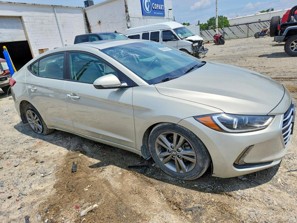 60030396 :رقم المزاد ، 5NPD84LF0HH202885 vin ، 2017 Hyundai Elantra مزاد بيع