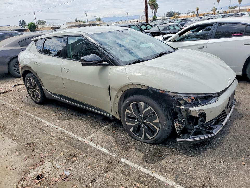 Продаж на аукціоні авто 2023 Kia Ev6, vin: KNDC34LA6P5113397, номер лоту: 60320556