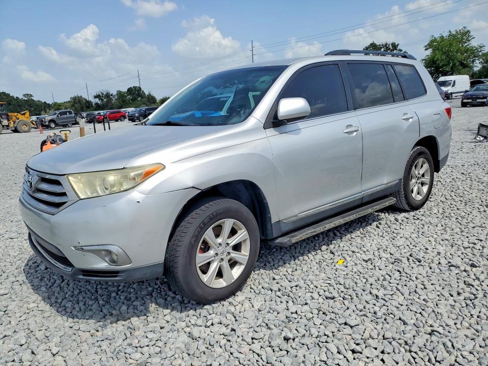 60268366 :رقم المزاد ، 5TDZK3EH2DS097030 vin ، 2013 Toyota Highlander مزاد بيع