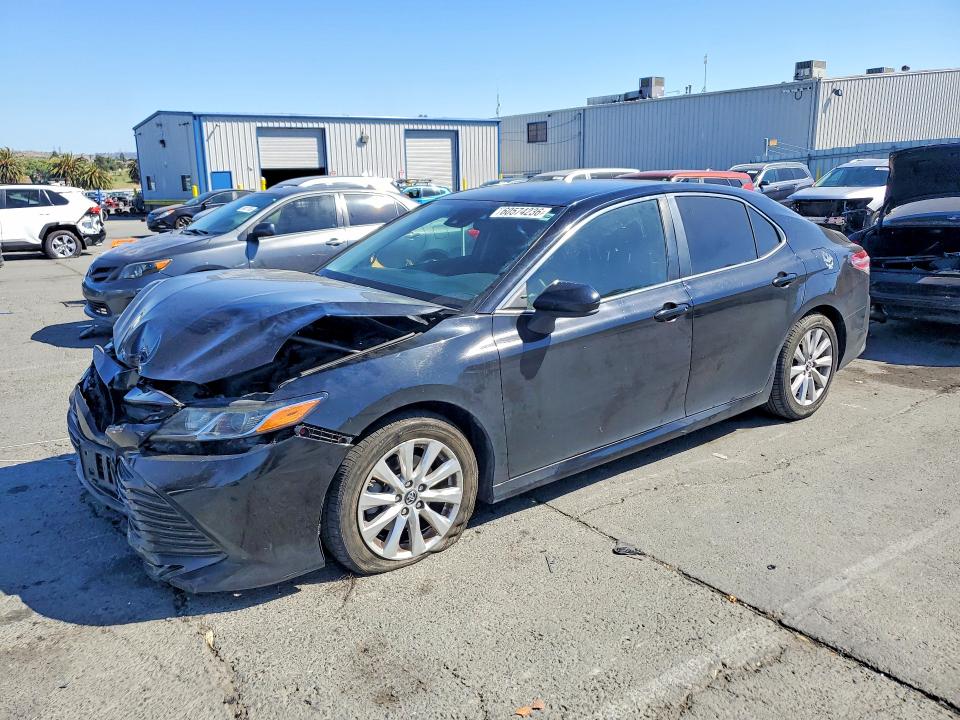 2019 Toyota Camry მანქანა იყიდება აუქციონზე, vin: 4T1B11HK3KU229071, აუქციონის ნომერი: 60574236