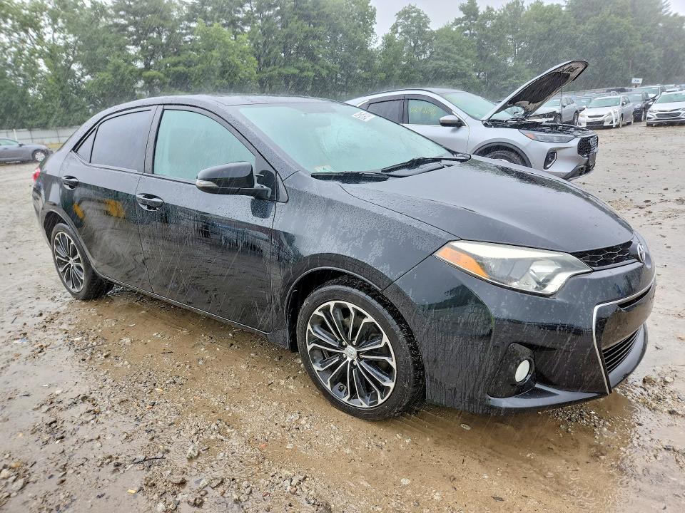 63141576 :رقم المزاد ، 2T1BURHE8FC359757 vin ، 2015 Toyota Corolla مزاد بيع