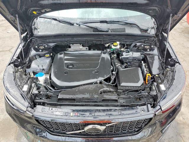 2024 Volvo Xc40 მანქანა იყიდება აუქციონზე, vin: YV4L12UL0R2327653, აუქციონის ნომერი: 60272986
