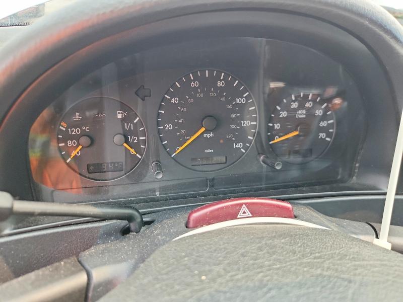2001 Mercedes-benz Ml მანქანა იყიდება აუქციონზე, vin: 4JGAB72E51A266346, აუქციონის ნომერი: 61173736