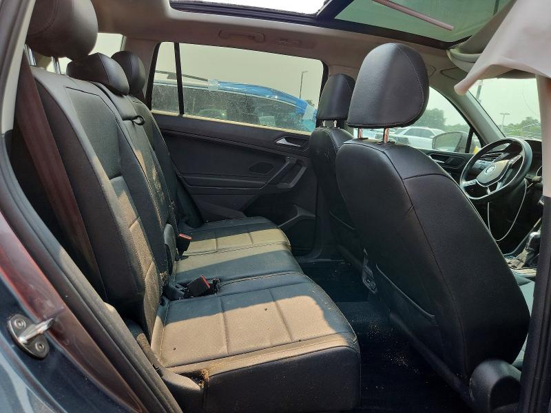 60916056 :رقم المزاد ، 3VV2B7AXXKM076544 vin ، 2019 Volkswagen Tiguan مزاد بيع