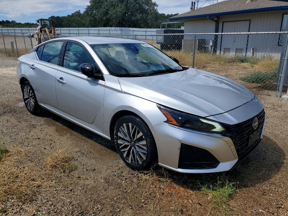 2024 Nissan Altima მანქანა იყიდება აუქციონზე, vin: 1N4BL4DV6RN429310, აუქციონის ნომერი: 61963746