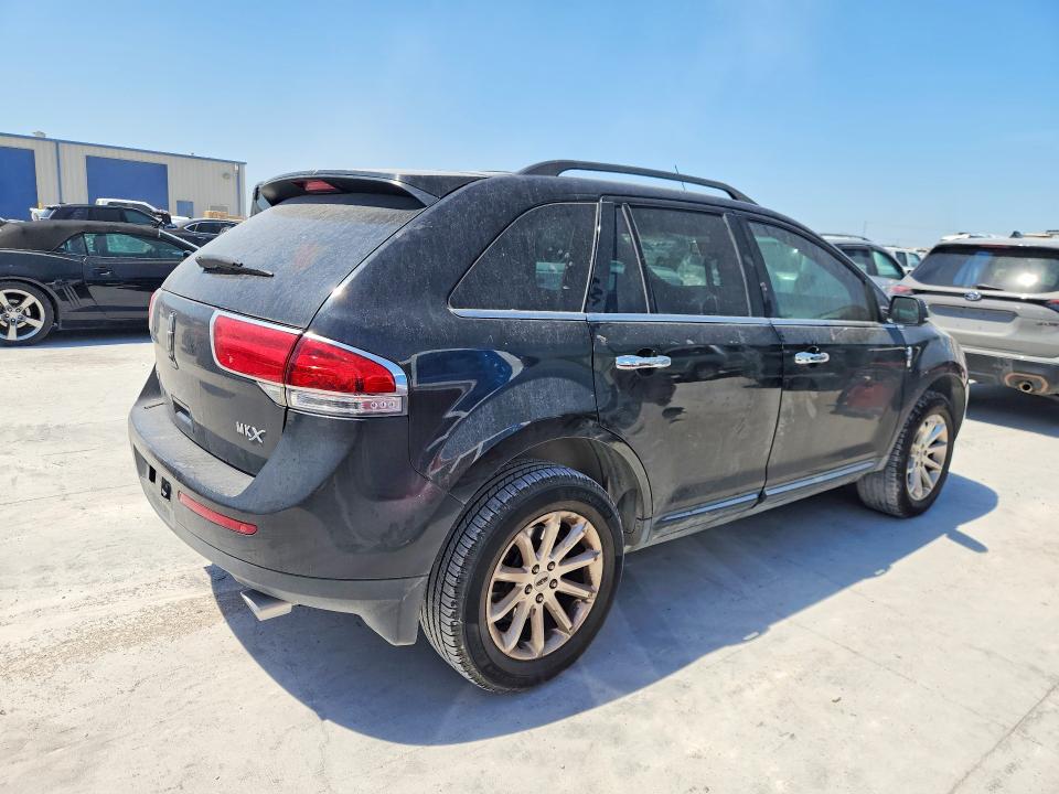 Продажа на аукционе авто 2013 Lincoln Mkx, vin: 2LMDJ6JK3DBL45447, номер лота: 61510516