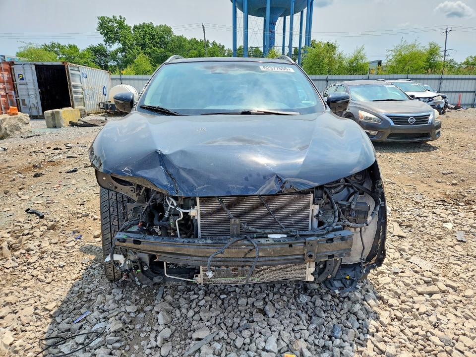 2018 Nissan Rogue Sport მანქანა იყიდება აუქციონზე, vin: JN1BJ1CRXJW262065, აუქციონის ნომერი: 62377656