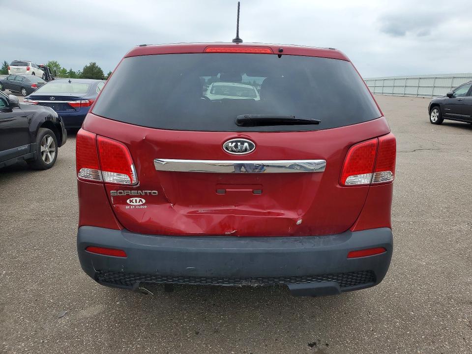 2011 Kia Sorento მანქანა იყიდება აუქციონზე, vin: 5XYKTCA14BG079128, აუქციონის ნომერი: 59888546