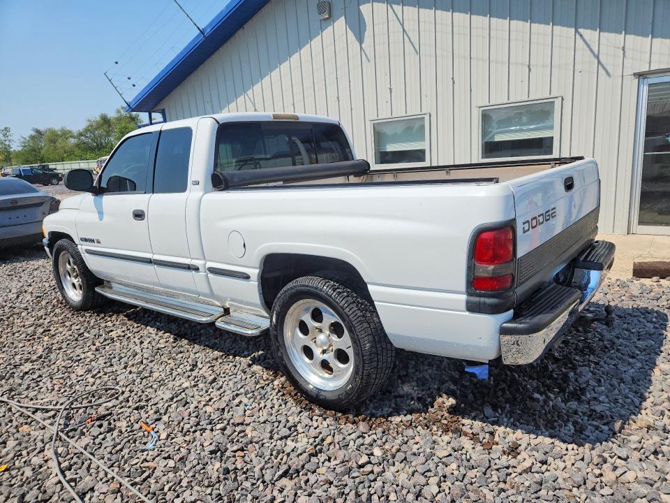 62884486 :رقم المزاد ، 1B7HC13Z5WJ102679 vin ، 1998 Dodge Ram 1500 مزاد بيع