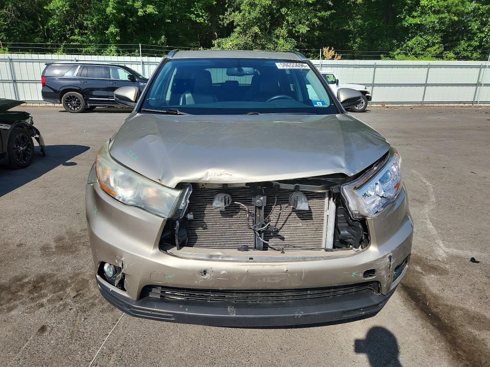 Продажа на аукционе авто 2016 Toyota Highlander, vin: 5TDJKRFH7GS506688, номер лота: 59655696
