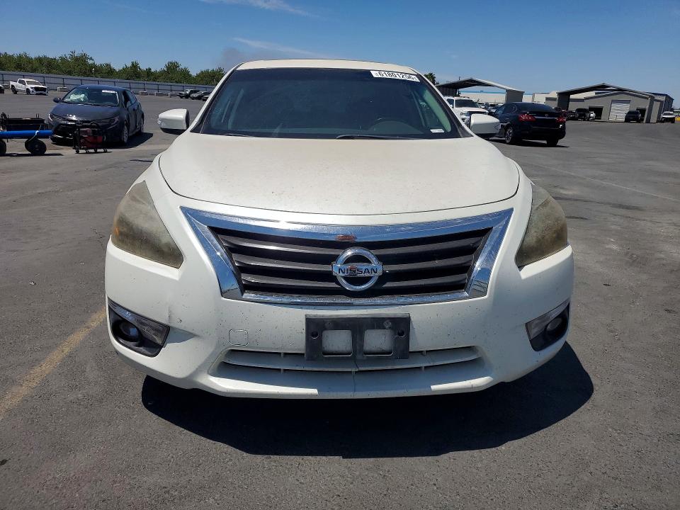 2014 Nissan Altima მანქანა იყიდება აუქციონზე, vin: 1N4AL3AP5EC202496, აუქციონის ნომერი: 61801256
