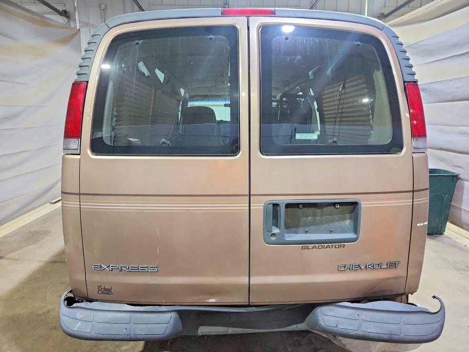 Продаж на аукціоні авто 2001 Chevrolet Express G1500, vin: 1GBFG15W411130422, номер лоту: 61126486
