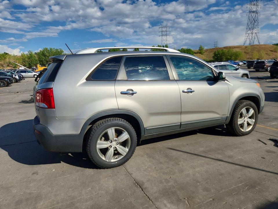 Продаж на аукціоні авто 2013 Kia Sorento, vin: 5XYKUDA2XDG336985, номер лоту: 61810586