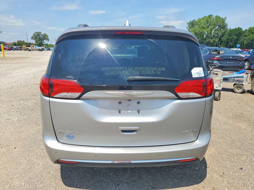 61850956 :رقم المزاد ، 2C4RC1GG8HR505177 vin ، 2017 Chrysler Pacifica مزاد بيع