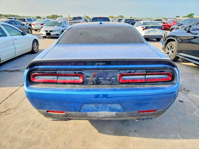 63013746 :رقم المزاد ، 2C3CDZFJ7MH537718 vin ، 2021 Dodge Challenger مزاد بيع
