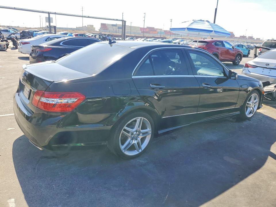 63372596 :رقم المزاد ، WDDHF5KB5DA747421 vin ، 2013 Mercedes-benz E مزاد بيع