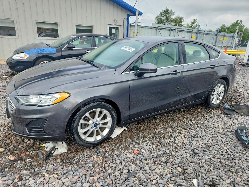 59876846 :رقم المزاد ، 3FA6P0HD3LR252509 vin ، 2020 Ford Fusion مزاد بيع