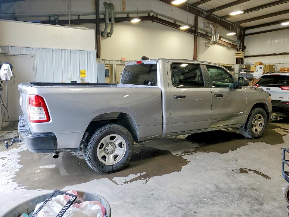 61930746 :رقم المزاد ، 1C6RRENTXKN905002 vin ، 2019 Ram 1500 مزاد بيع