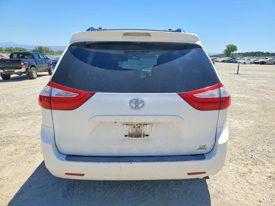 2015 Toyota Sienna მანქანა იყიდება აუქციონზე, vin: 5TDJK3DC7FS123174, აუქციონის ნომერი: 85613885