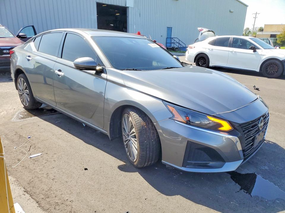 2023 Nissan Altima მანქანა იყიდება აუქციონზე, vin: 1N4BL4EW0PN387740, აუქციონის ნომერი: 61845216