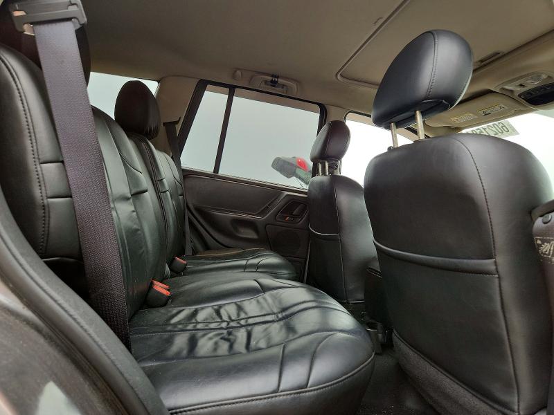 60215846 :رقم المزاد ، 1J4GW48S24C322745 vin ، 2004 Jeep Grand Cherokee مزاد بيع