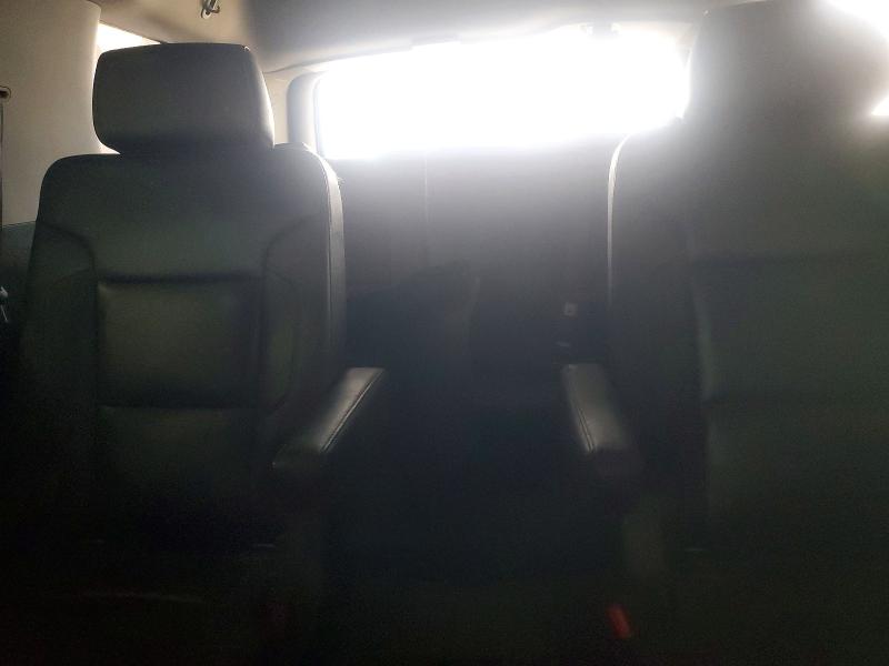 62089286 :رقم المزاد ، 1GNSKBKCXFR697744 vin ، 2015 Chevrolet Tahoe مزاد بيع