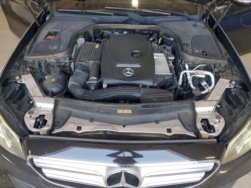 59606106 :رقم المزاد ، WDDZF4KB5HA023295 vin ، 2017 Mercedes-benz E مزاد بيع