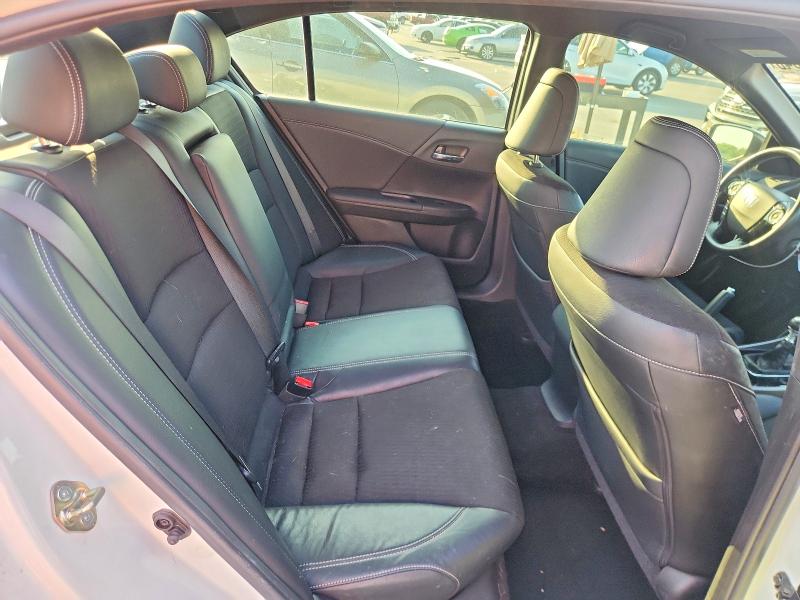 2017 Honda Accord მანქანა იყიდება აუქციონზე, vin: 1HGCR2E51HA223786, აუქციონის ნომერი: 58919846