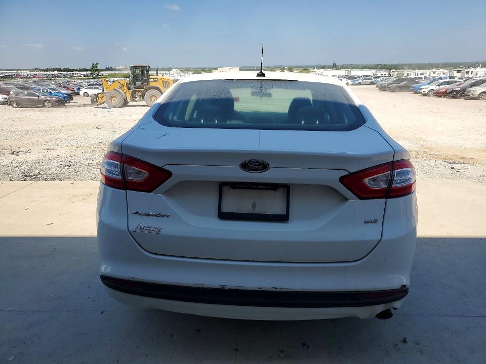 60790576 :رقم المزاد ، 3FA6P0H72GR246202 vin ، 2016 Ford Fusion مزاد بيع