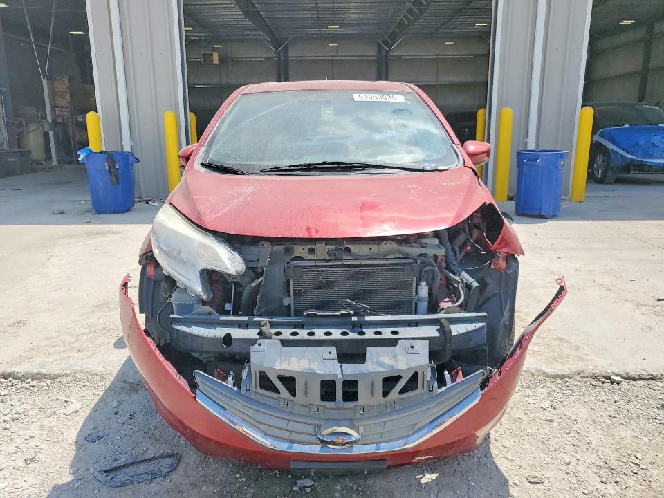 61053036 :رقم المزاد ، 3N1CE2CP0FL393631 vin ، 2015 Nissan Versa Note مزاد بيع
