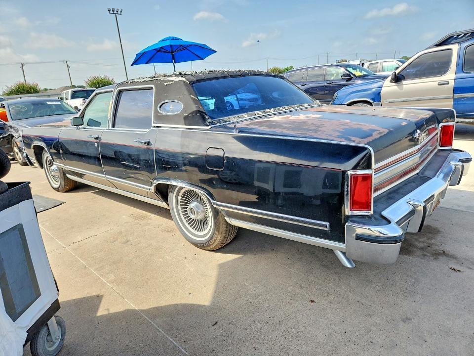 1979 Lincoln Continental Town Car მანქანა იყიდება აუქციონზე, vin: 9Y82S678727, აუქციონის ნომერი: 60680346