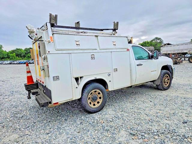 2014 Chevrolet Silverado მანქანა იყიდება აუქციონზე, vin: 1GB3KZCG5EF123256, აუქციონის ნომერი: 61030766