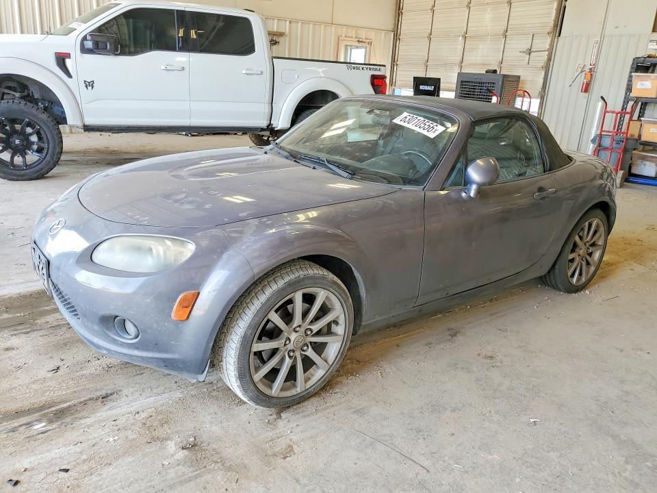 Продажа на аукционе авто 2006 Mazda Mx-5 Miata, vin: JM1NC25F860110924, номер лота: 63010556