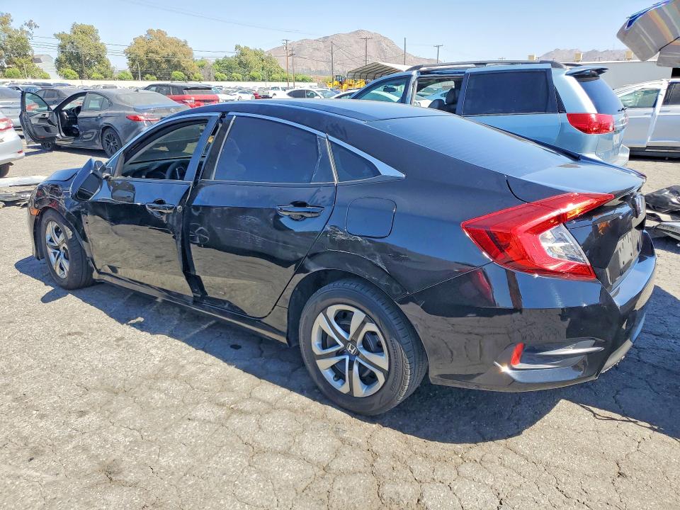 Продаж на аукціоні авто 2018 Honda Civic, vin: 2HGFC2F56JH540001, номер лоту: 63202186
