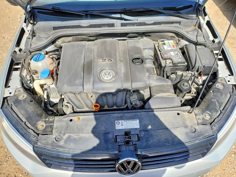 59024406 :رقم المزاد ، 3VWDZ7AJXBM098488 vin ، 2011 Volkswagen Jetta مزاد بيع