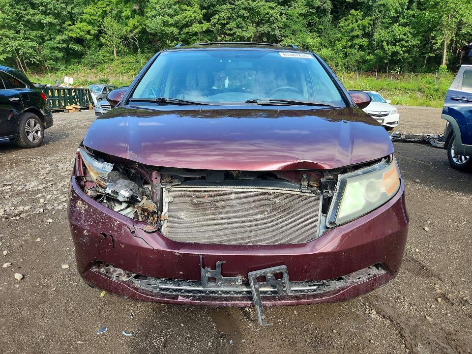 61487816 :رقم المزاد ، 5FNRL5H4XFB105609 vin ، 2015 Honda Odyssey مزاد بيع