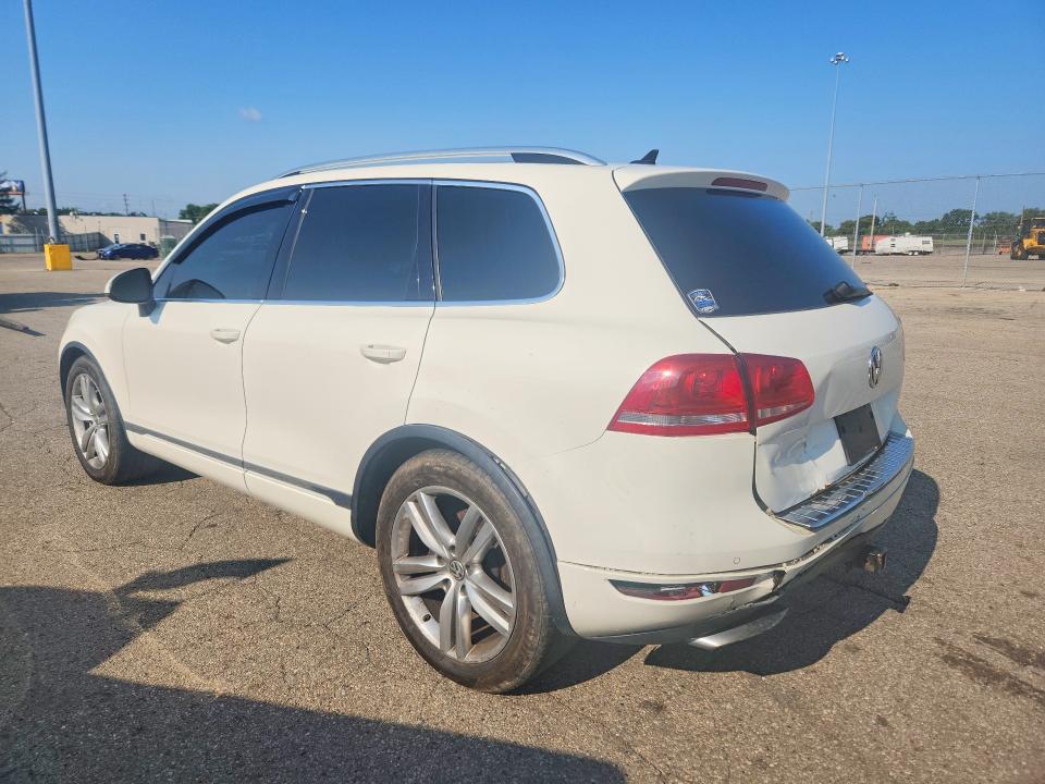 Продажа на аукционе авто 2011 Volkswagen Touareg, vin: WVGFK9BP6BD005908, номер лота: 62246396