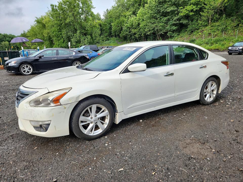 Auction sale of the 2015 Nissan Altima, vin: 1N4AL3AP5FC497584, lot number: 61397556