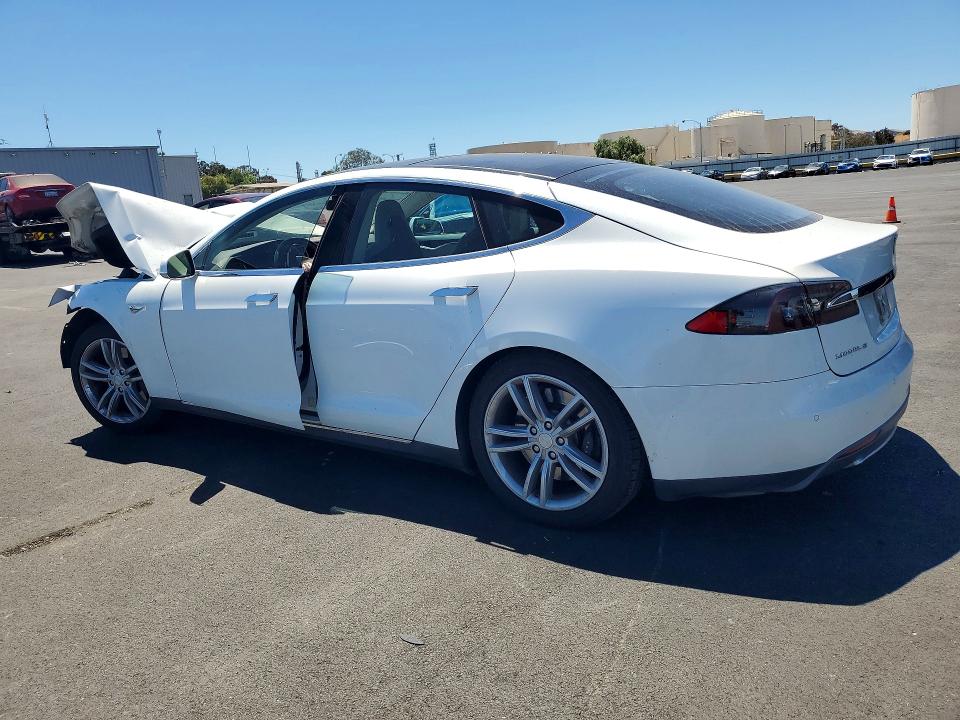 Продажа на аукционе авто 2014 Tesla Model S, vin: 5YJSA1H15EFP34344, номер лота: 62534176