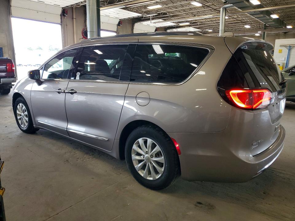 2018 Chrysler Pacifica მანქანა იყიდება აუქციონზე, vin: 2C4RC1BG7JR257517, აუქციონის ნომერი: 58439586