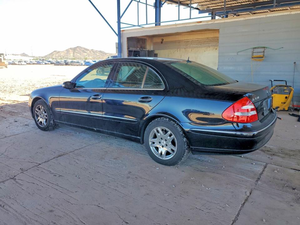 63351316 :رقم المزاد ، WDBUF65J13A172412 vin ، 2003 Mercedes-benz E مزاد بيع