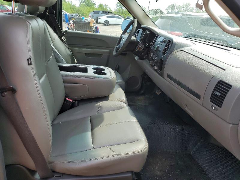 Продажа на аукционе авто 2010 Chevrolet Silverado, vin: 1GCPCPEA2AZ213058, номер лота: 62440306