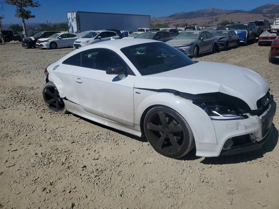 2015 Audi Tt მანქანა იყიდება აუქციონზე, vin: TRUBFAFK3F1000850, აუქციონის ნომერი: 62877596