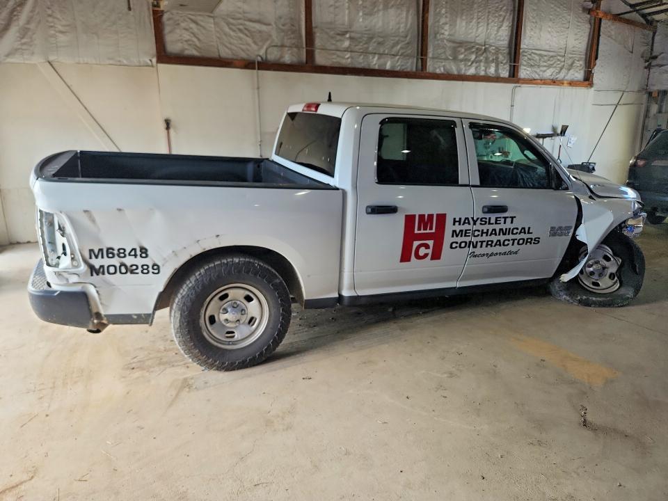 61521276 :رقم المزاد ، 3C6RR7KT6HG675489 vin ، 2017 Ram 1500 مزاد بيع