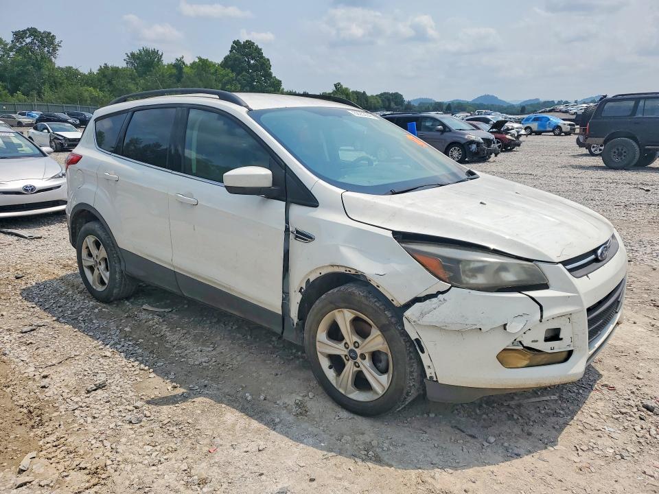 2015 Ford Escape მანქანა იყიდება აუქციონზე, vin: 1FMCU0GX8FUC81787, აუქციონის ნომერი: 62253946